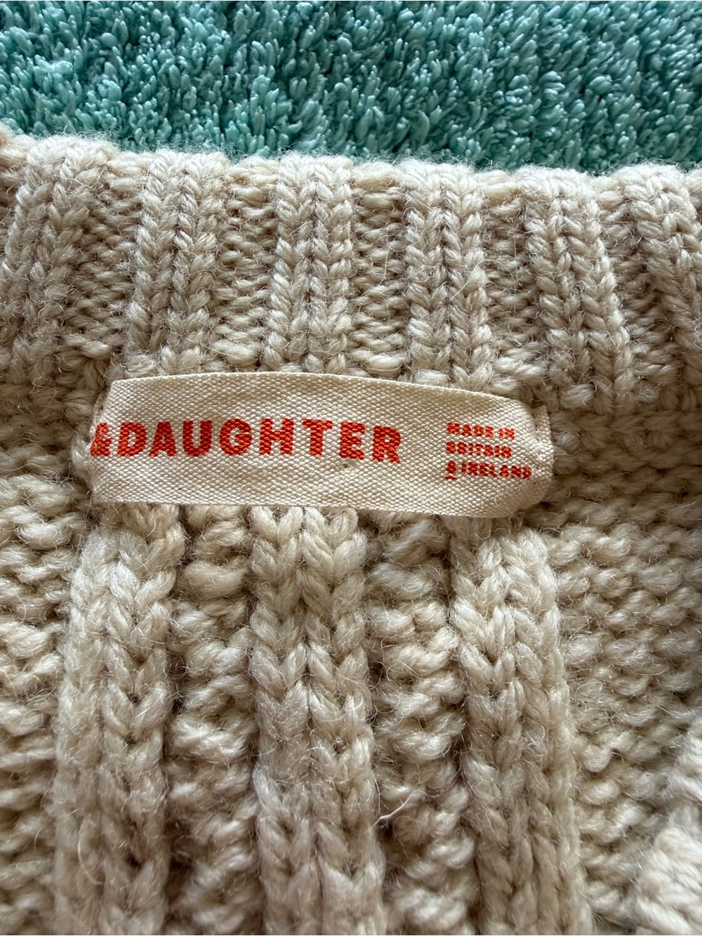 &Daughter 100% Wool Cream Sweater Vest - Picture 2 of 8